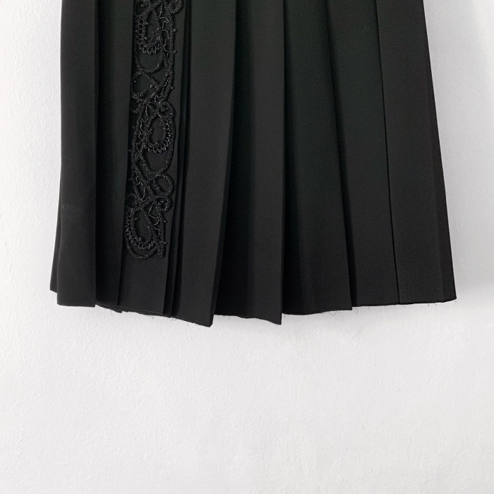 Falda de Tablas Negra Fiesta