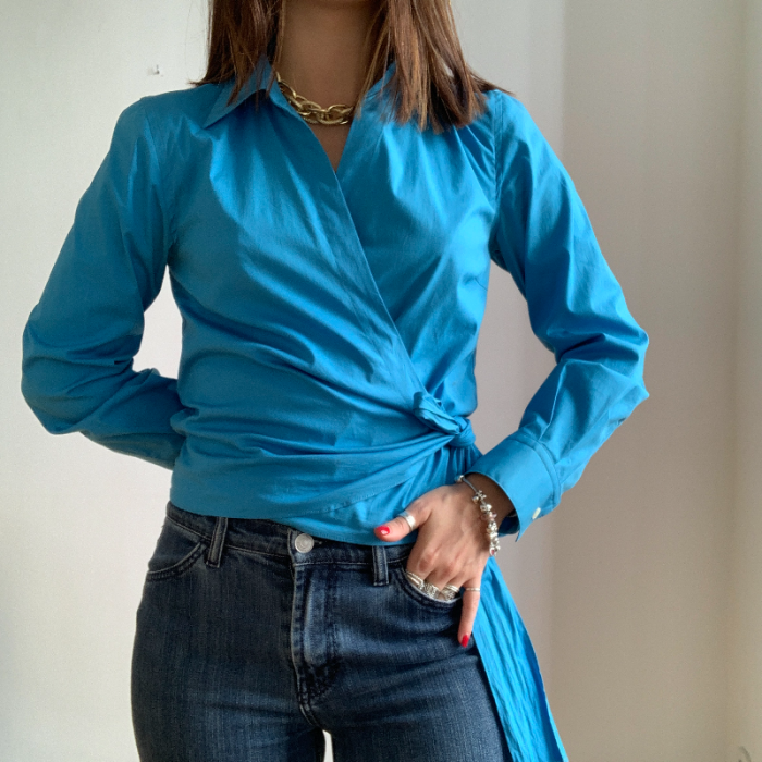 Blusa azul DKNY